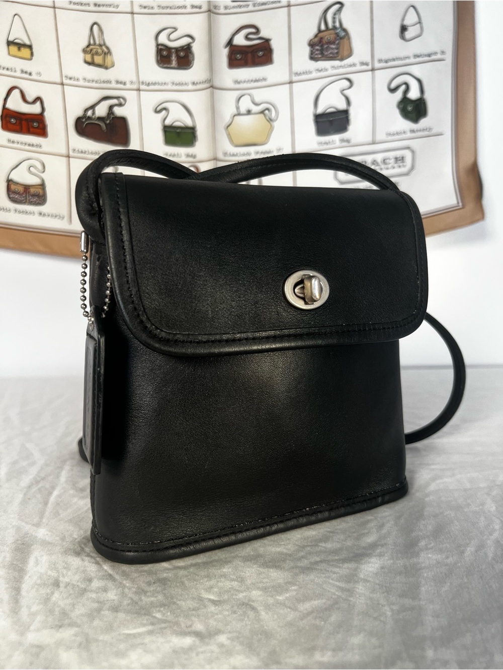 Vintage Coach Midnight Navy Leather Tango Flap Crossbody Bag 9049